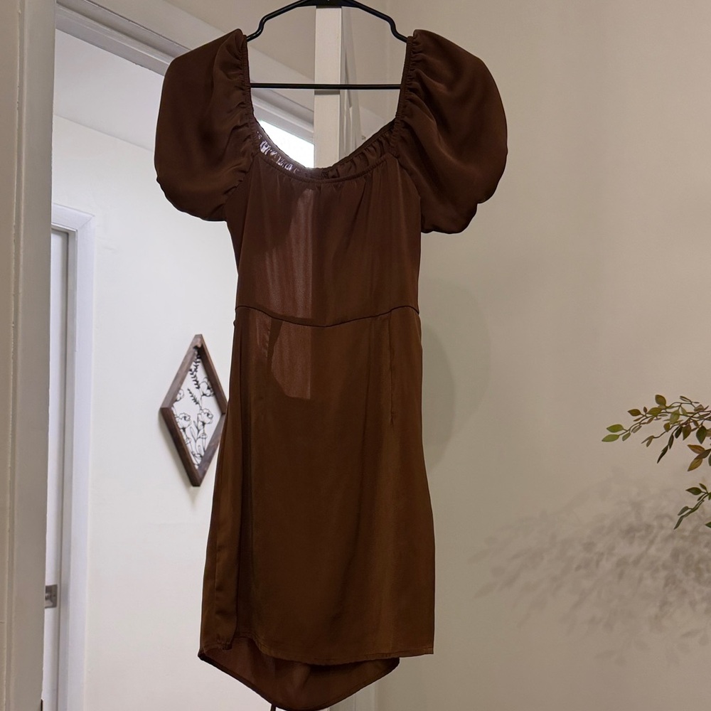 Brown Puff Sleeve Open Back Mini Dress